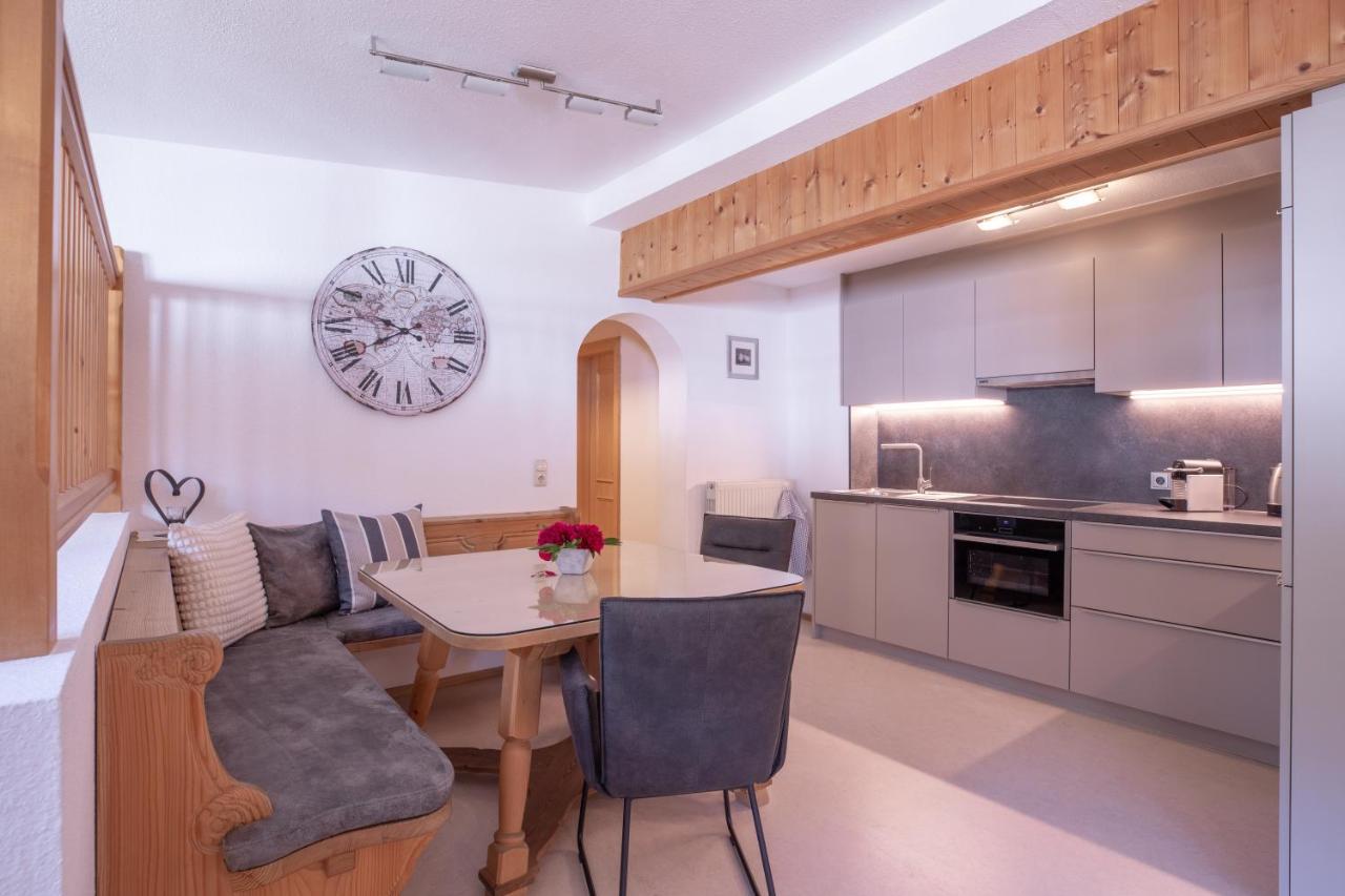 Апартаменты Haus Praxmarer Санкт-Антон-ам-Арльберг Экстерьер фото
