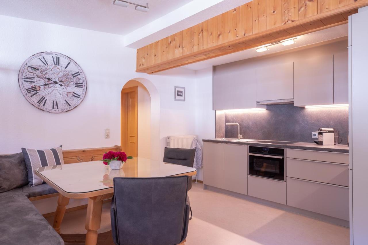 Апартаменты Haus Praxmarer Санкт-Антон-ам-Арльберг Экстерьер фото
